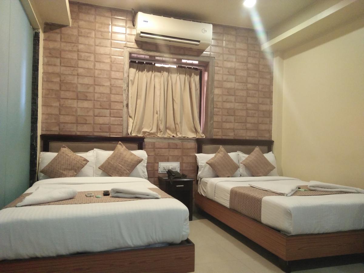 Hotel Gold Coast Mumbai Exterior photo
