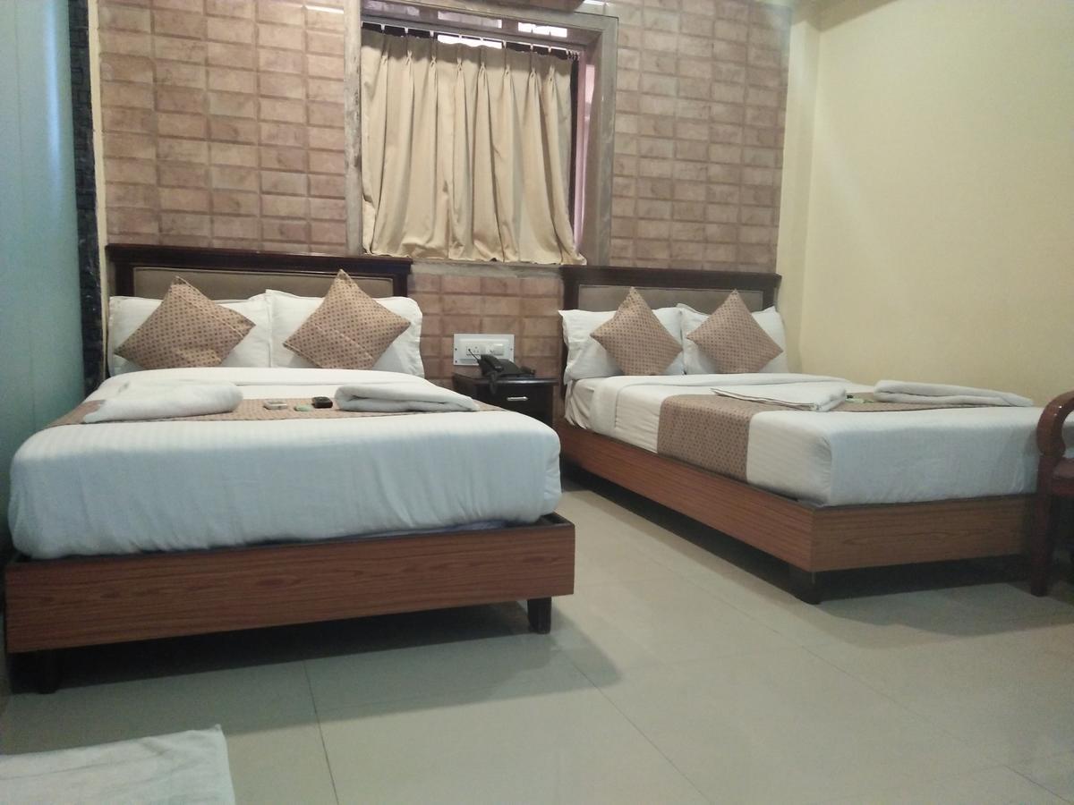 Hotel Gold Coast Mumbai Exterior photo